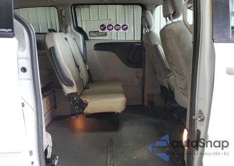 2014 Dodge Grand Caravan Se z USA, uszkodzony, nr VIN 2C4RDGBG5ER312097